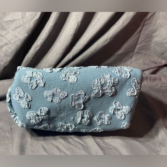 Floral Embellished Blue Fabric Ulta Beauty Cosmetics Bag See Pics for Measuremen - Picture 3 of 9